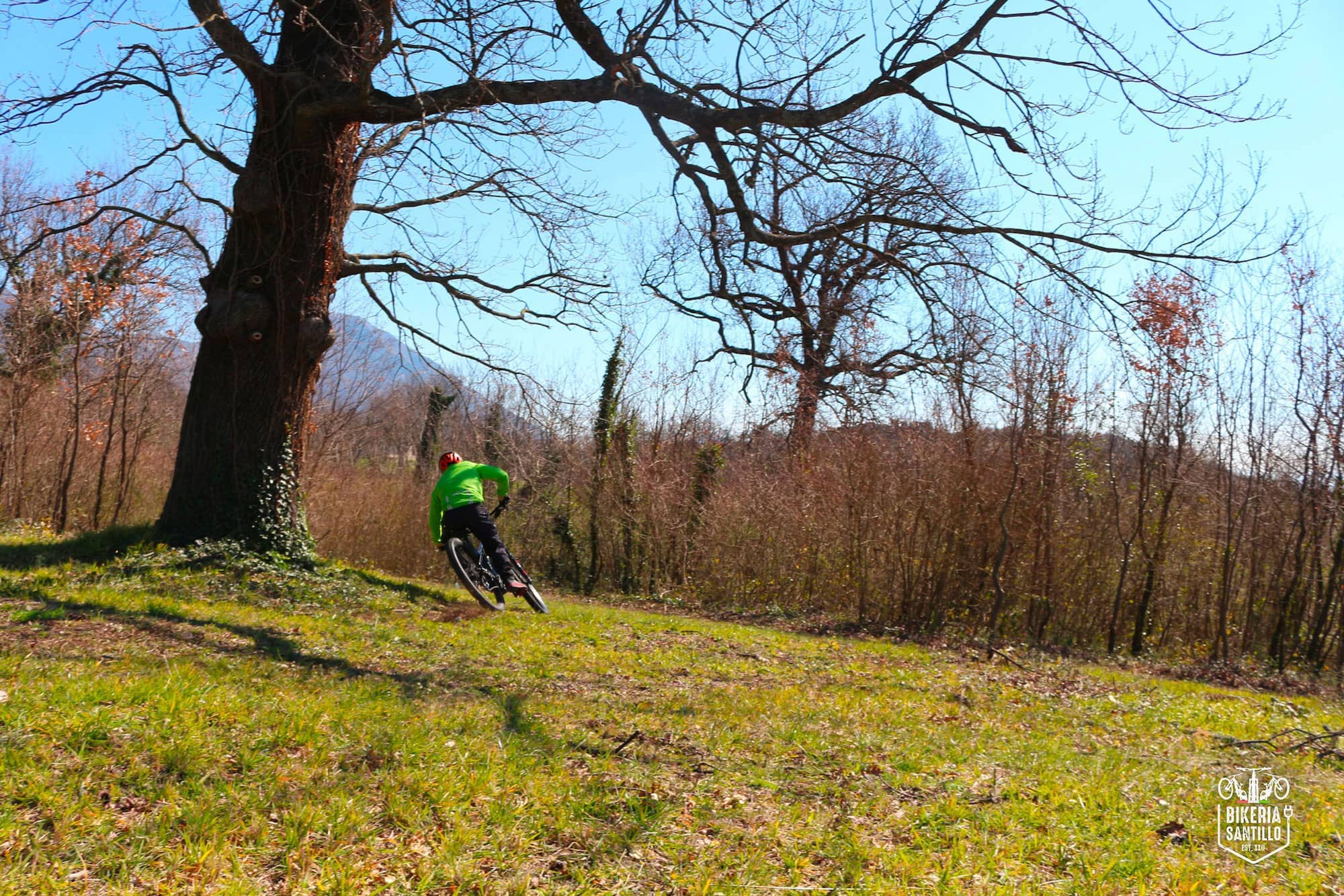 bikeria-santillo-In-e-bike-tra-i-suggestivi-sentieri-del-Parco-Regionale-del-Matese