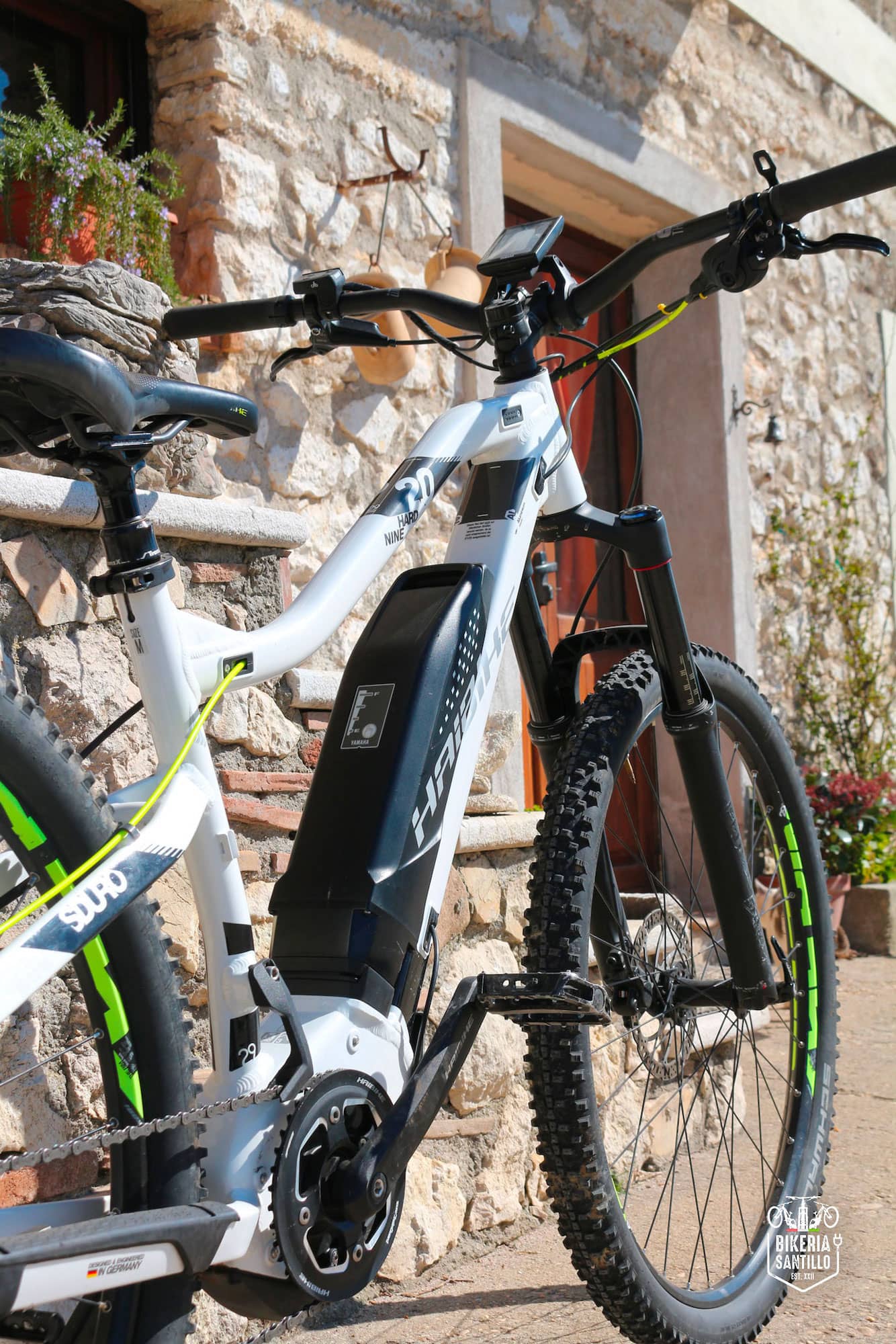 bikeria-santillo-MTB-front-elettrica